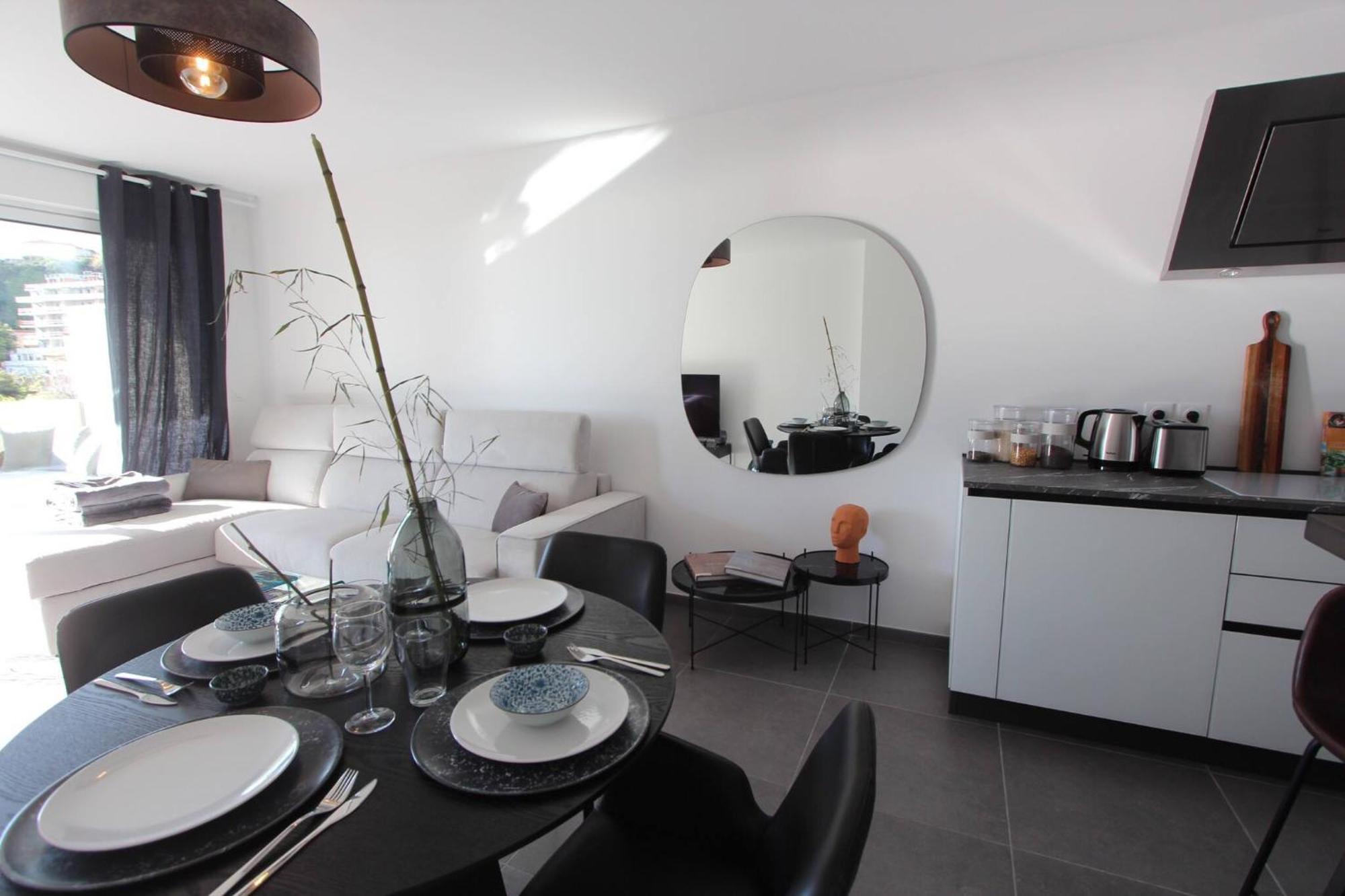 Sun Paradise Seaview&Terrace Parking&Pool Beausoleil Bagian luar foto
