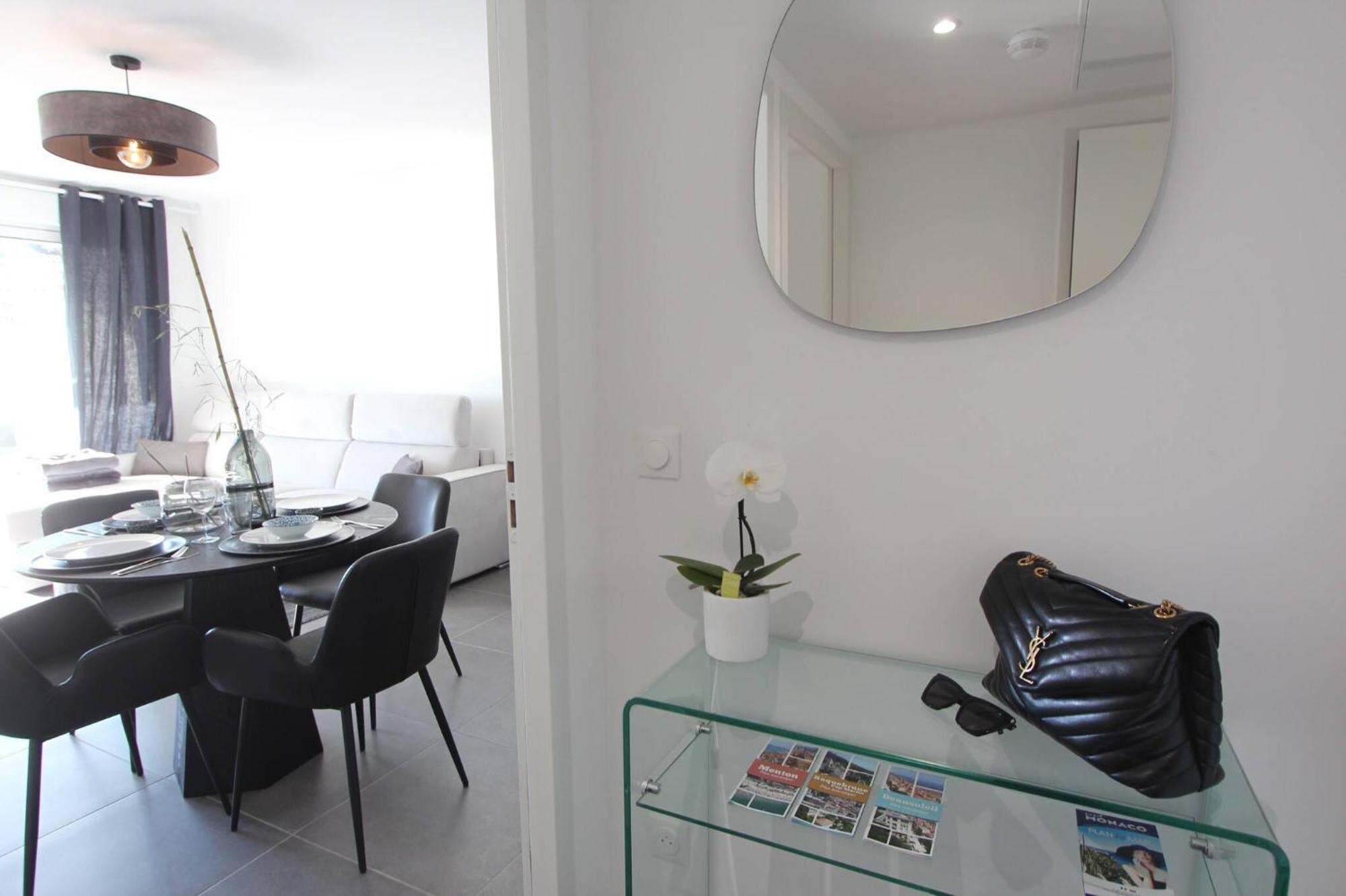 Sun Paradise Seaview&Terrace Parking&Pool Beausoleil Bagian luar foto